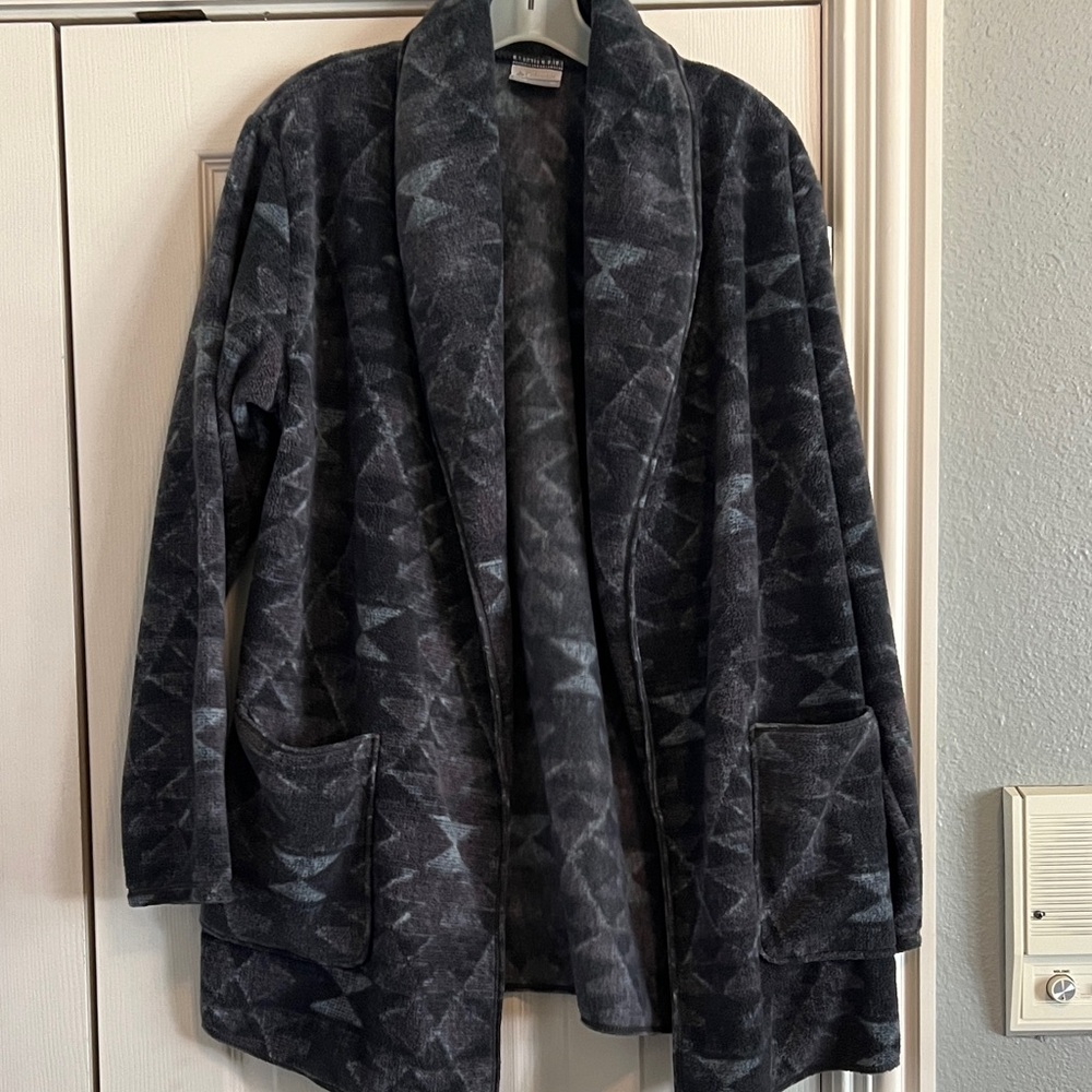 Columbia Black and Gray Patterned Jacket
